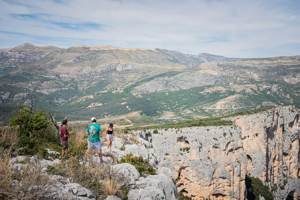 Quels sont les meilleurs circuits de randonnée pour découvrir les gorges du Verdon en France?
